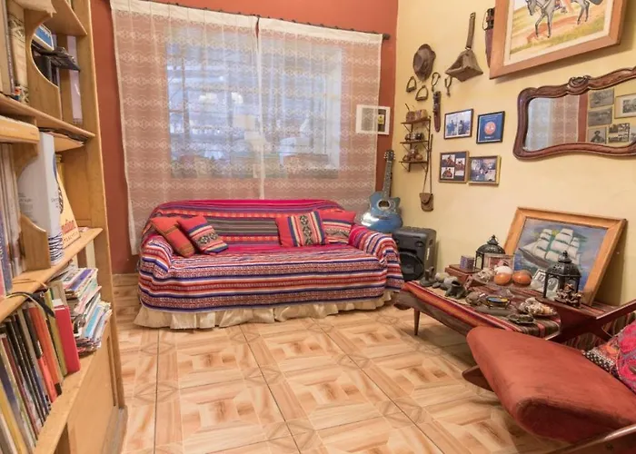 Beraja Family Hostel